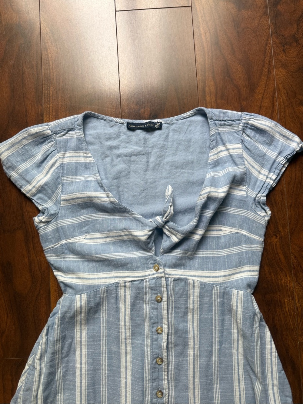 Abercrombie & Fitch Blue Stripe Button Down Mini Dress / Size XS / EUC! 🩵 - Picture 4 of 8